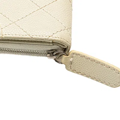 Pre-owned Chanel Beige Ivory Leather Long Wallet (bi-fold) () In Multi