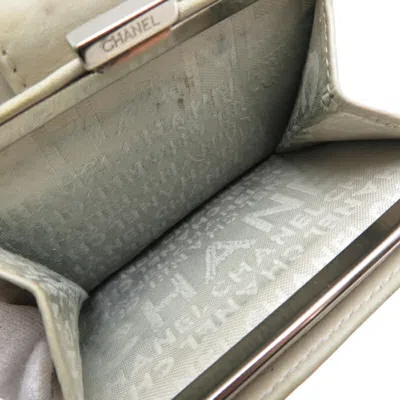 Pre-owned Chanel Gray Leather Wallet (bi-fold) ()