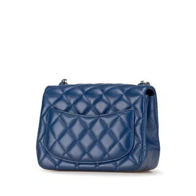 Pre-owned Chanel Matelasse Navy Leather Shoulder Bag ()