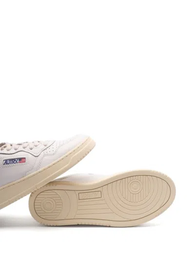Autry Medalist Leather Low-top Sneakers
