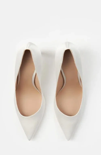 Scarosso Greta Satin Pointed-toe Pumps In White