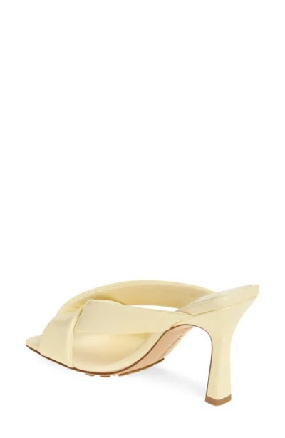 Bottega Veneta Pastel Yellow Leather Riva Mules In Yellow