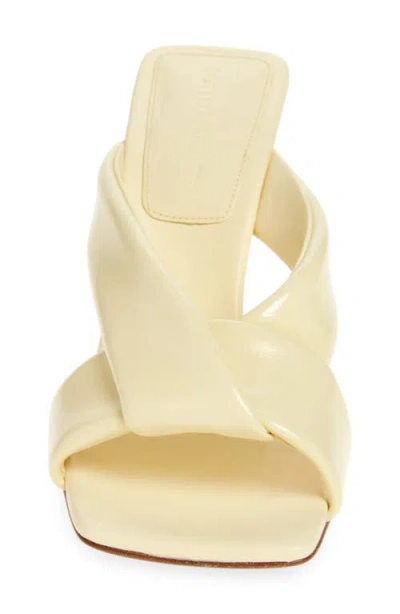 Bottega Veneta Pastel Yellow Leather Riva Mules In Yellow