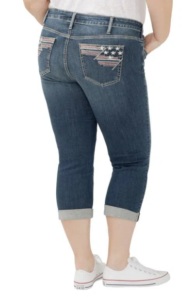 Silver Jeans Co. Suki Americana Curvy Mid Rise Capri Jeans In Blue
