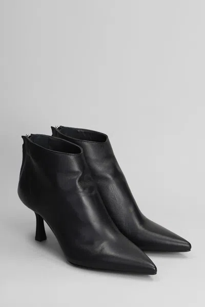 Gisel Moire Elise Boots