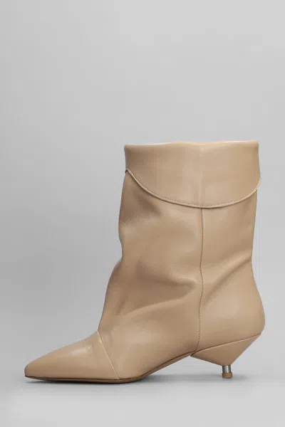 Gisel Moire Miriam Low Heels Ankle Boots