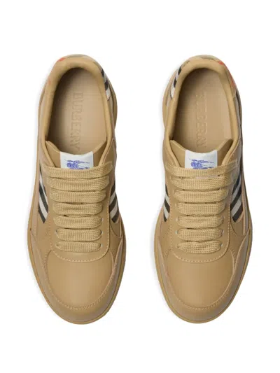 Burberry Sneakers Terrace In Neutral