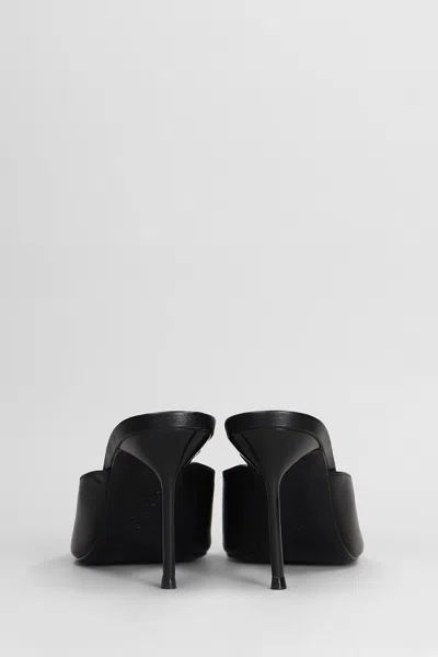 Schutz Slipper-mule In Black Leather