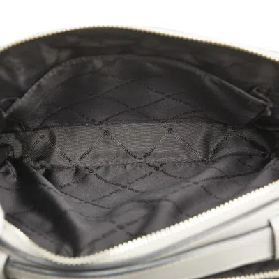 Pre-owned Michael Kors Gray Leather Handbag Shoulder Bag ()