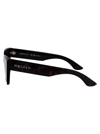 Alexander Mcqueen Alexander Mc Queen Cat Eye Sunglasses Am0507 S 002