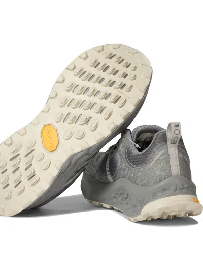 New Balance Hierro V8 Mesh Rubber Pull Tab Sneakers