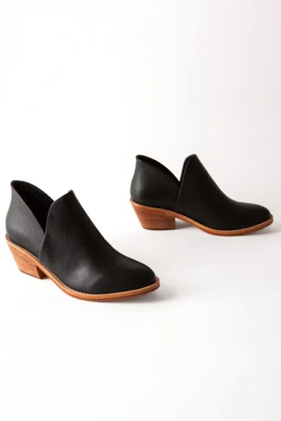 Fortress Elise D'orsay Boot