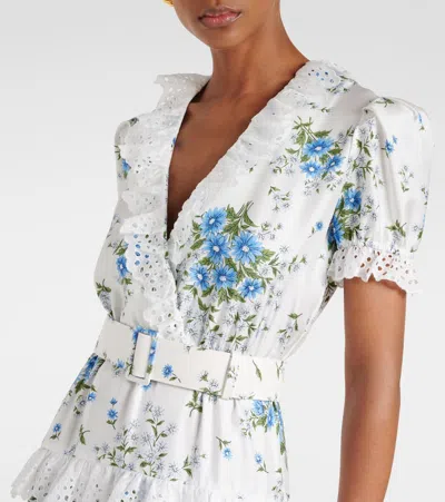 缎布与马德拉刺绣加长连衣裙