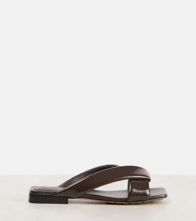 Bottega Veneta Riva Criss Cross Leather Flat Sandals In Brown