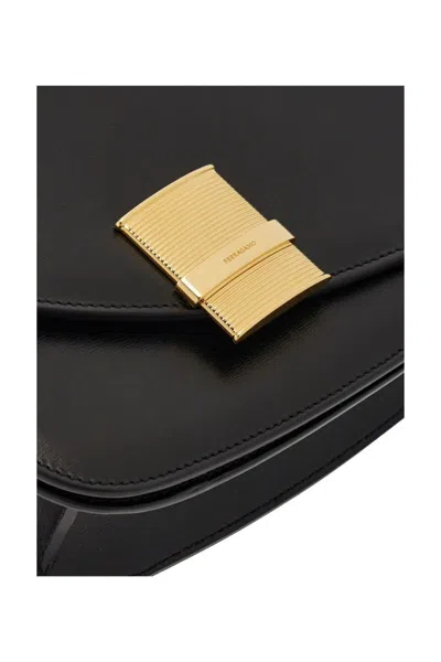 Ferragamo Fiamma Shoulder Bag Salvatore Strap Adjustable