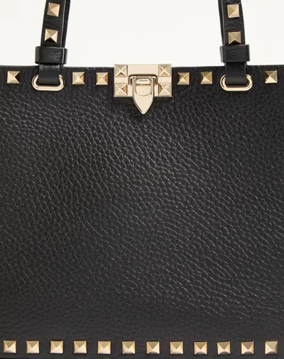 Valentino Garavani Rockstud Small Shopping Bag In Grainy Calfskin In Black