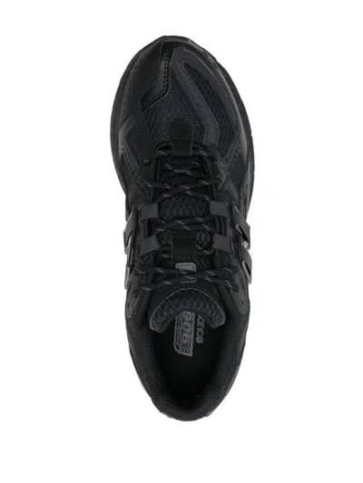 New Balance Almond Toe Rubber Sole Sneakers