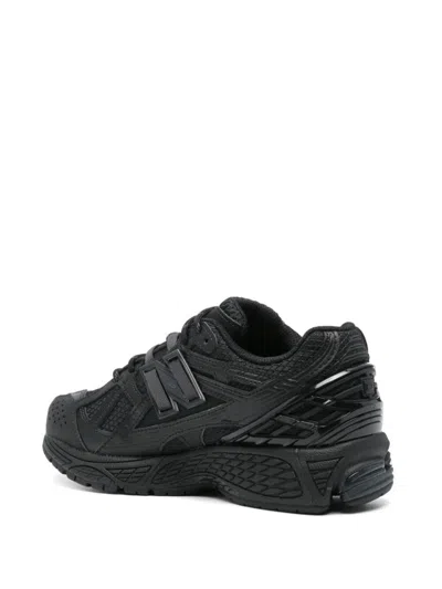 New Balance Almond Toe Rubber Sole Sneakers