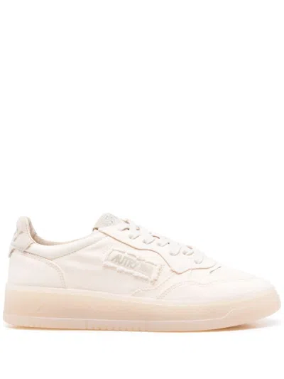 Autry Medalist Sneakers In Beige Suede