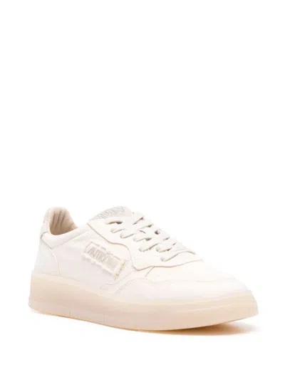 Autry Medalist Sneakers In Beige Suede