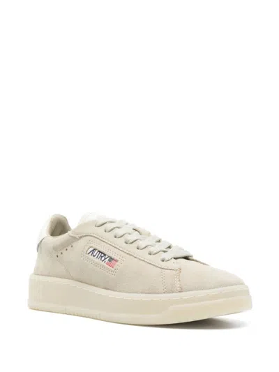 Autry Dallas Low Sneakers In Suede
