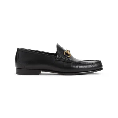 Gucci Horsebit Almond-toe Loafers In Black