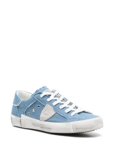 Shop Philippe Model Prsx Low Denim Bluette Sneaker
