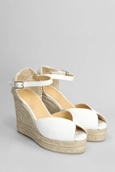 Castaã±er Bianca-8ed-001 Wedges In White Canvas
