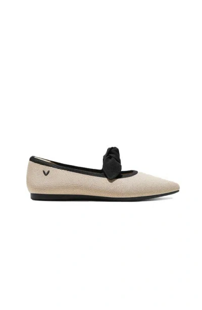 Vivaia Pointed-toe Bow Flats