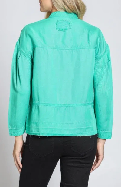 Apny Release Hem Pullover Top In Green