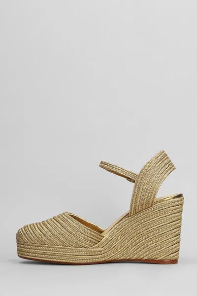 Castaã±er Carolyn-142 Wedges In Gold Fabric