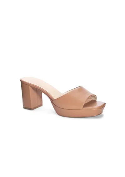 Chinese Laundry Women's Chunky Platform Heel In Tan