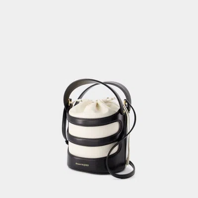 Alexander Mcqueen The Rise Nappa Leather Bucket Bag