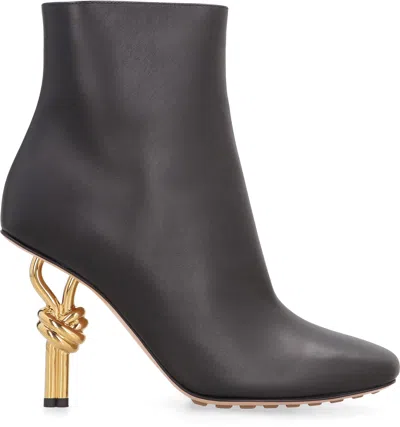 Bottega Veneta Black Leather Knot Ankle Boots
