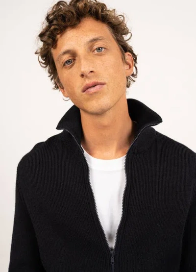 Saint James Quiberon In Black