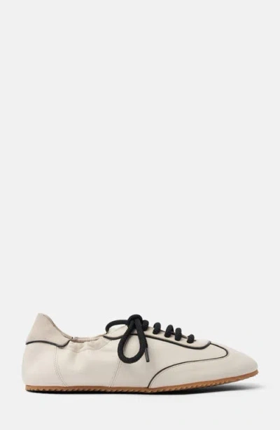 Scarosso Riley Lace-up Sneakers In White