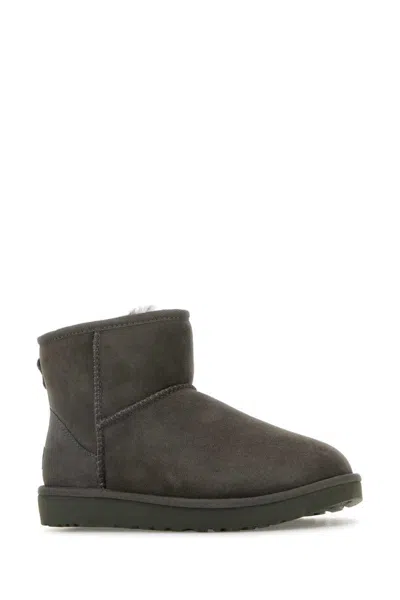 Ugg Classic Mini Ii Womens Suede Cold Weather Shearling Boots