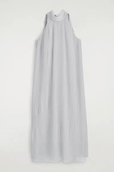 Cos Robe Longue Plissée À Encolure Licou