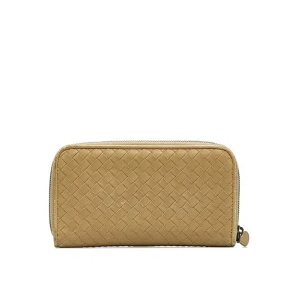Pre-owned Bottega Veneta Beige Leather Long Wallet (bi-fold) ()