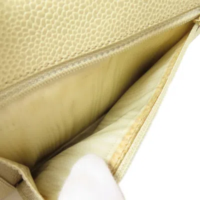 Pre-owned Chanel Cream Leather Wallet (bi-fold) ()