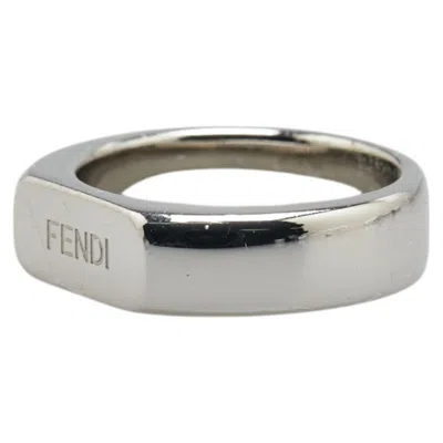 Pre-owned Fendi Silver Metal Band Ring ()