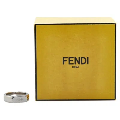Pre-owned Fendi Silver Metal Band Ring ()
