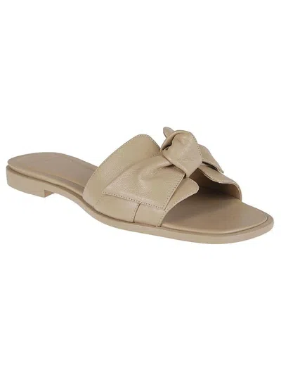 Alexandre Birman Maxi Clarita Square Flat Sandals