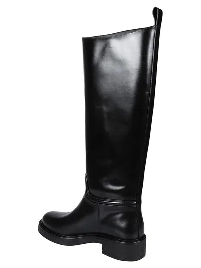 Stuart Weitzman Boots