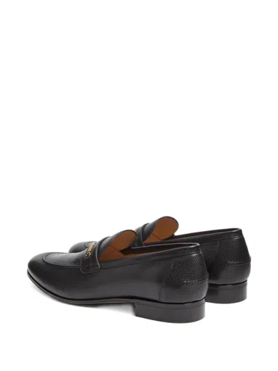 Valentino Garavani Vlogo Signautre Leather Loafers In Black