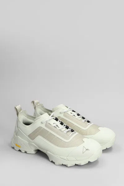 Roa Leather Detail Round Toe Sneakers In White