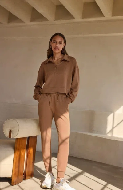 Travismathew Core Skyloft Joggers In Brown