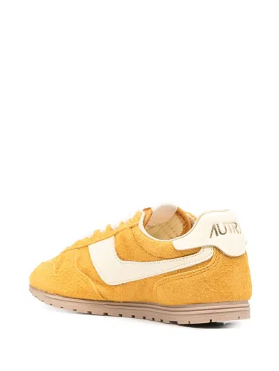 Autry 'windspin Low' Yellow Sneaker With Logo On The Side And On The Heel In Orange