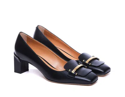 Tod's Barretta Block Heel Pump