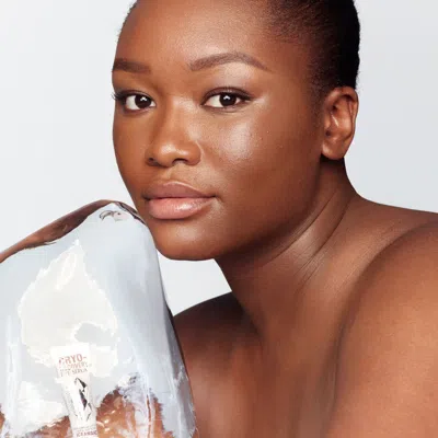 Charlotte Tilbury Cryo-recovery Depuffing Eye Serum